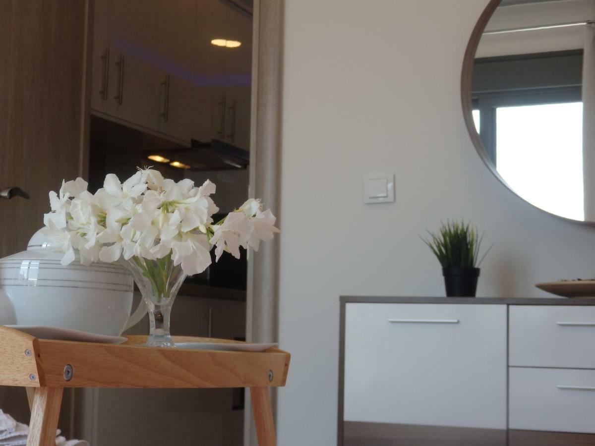 Kallithea  George Apartments מראה חיצוני תמונה